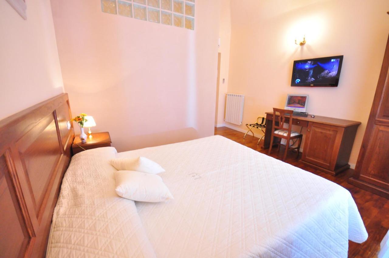 ホテル Relais Cavour ローマ エクステリア 写真