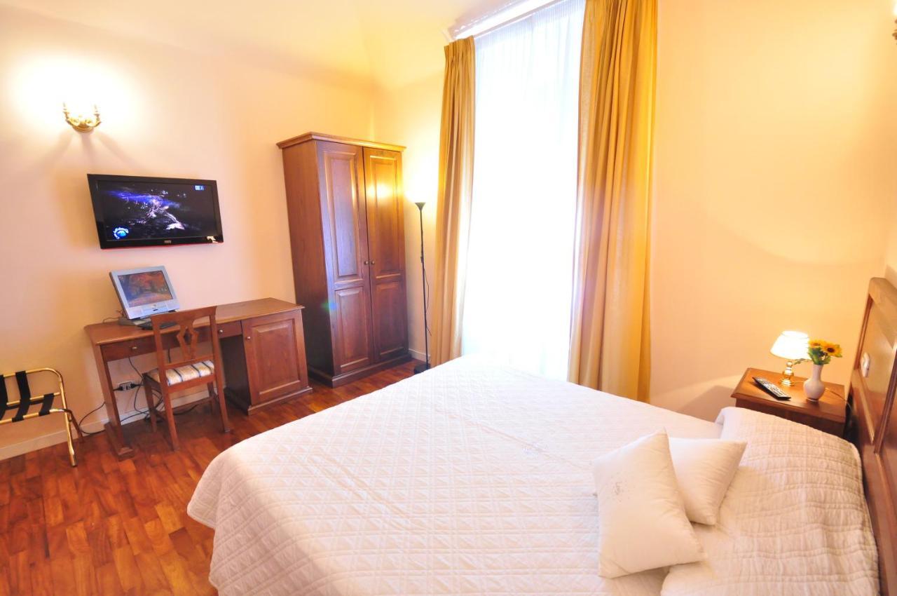 ホテル Relais Cavour ローマ エクステリア 写真